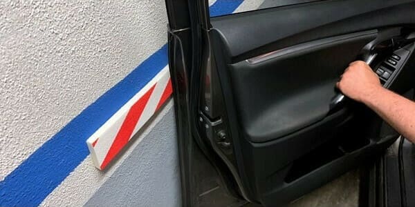 INOFIX-ΠΡΟΣΤΑΤΕΥΤΙΚΟ ΑΥΤΟΚΟΛΛΗΤΟ ΠΛΕΥΡΙΚΟ ΓΙΑ ΤΟΙΧΟΥΣ PARKING - ΛΕΥΚΟ 4104-1- - Image 2